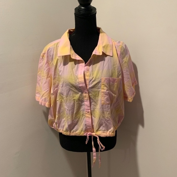 BP Windowpane Crop Button Up Shirt in Pink and Yellow 1X NWT - Picture 2 of 6